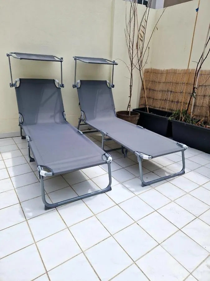 Apartment Plein Centre Appartement Climatise Et Spacieux Avec Grande Terrasse Sur Le Toit A Nice France