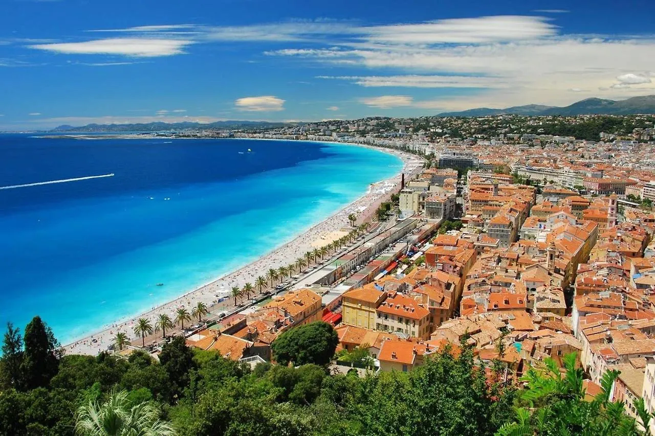 Plein Centre Appartement Climatise Et Spacieux Avec Grande Terrasse Sur Le Toit A Nice 0*,  France