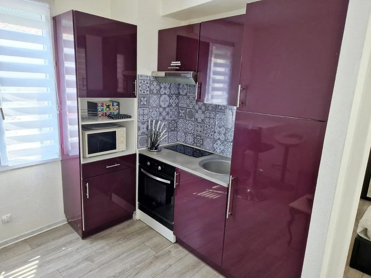 Plein Centre Appartement Climatise Et Spacieux Avec Grande Terrasse Sur Le Toit A Nice